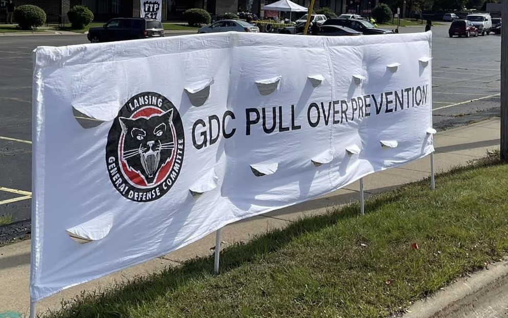 Lansing GDC ejecuta un programa mensual de prevención de paradas policiales
